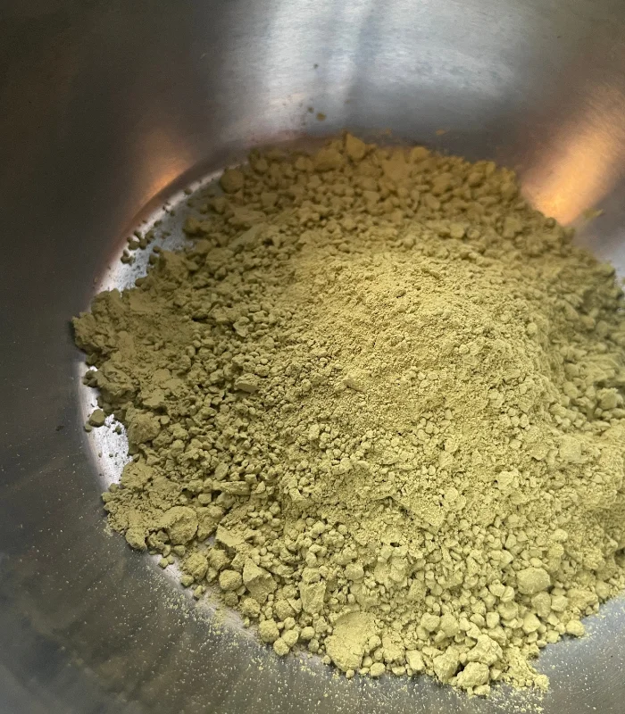 顔まわり・分け目の白髪が気になる方